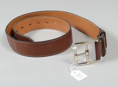 null HERMES Paris made in France année 2009

Ceinture " Etrivière " 38mm en veau...