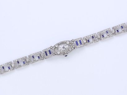 null Montre bracelet de dame en platine 850 et or 750 millièmes, cadran ovale argenté...