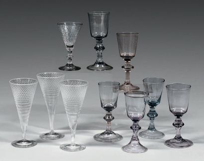 Lot de verres composé de dix pièces, dont...