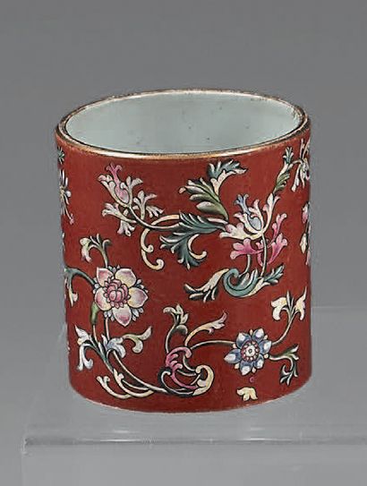 CHINE Cylindrical porcelain perfume burner with coral base decorated with enamels...