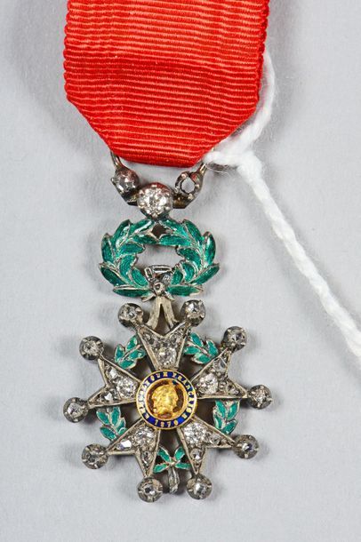 null Croix de chevalier de l'ordre de la Légion d'honneur en argent, vermeil et or,...