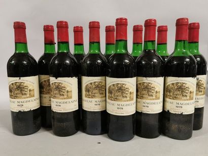 null 12 bouteilles CH. LA MAGDELAINE, Grand cru St-Emilion 1975 (ela & etls; 2 J,...