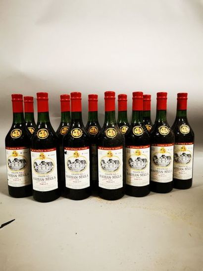 null 12 bouteilles CH. RAUSAN-SÉGLA, 2° cru Margaux 1976 (1 ela, 8 TLB) 