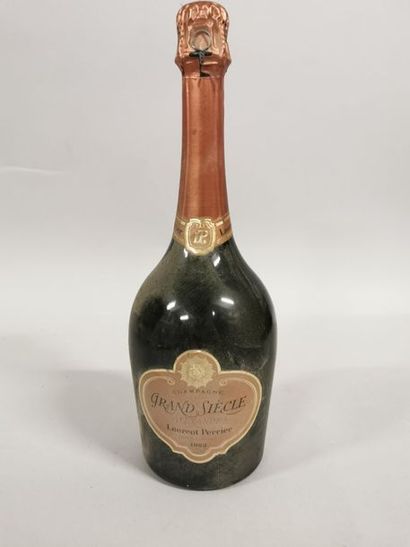 null 1 bouteille CHAMPAGNE "cuvée Alexandra", Laurent-Perrier 1982 (Grand Siècle...