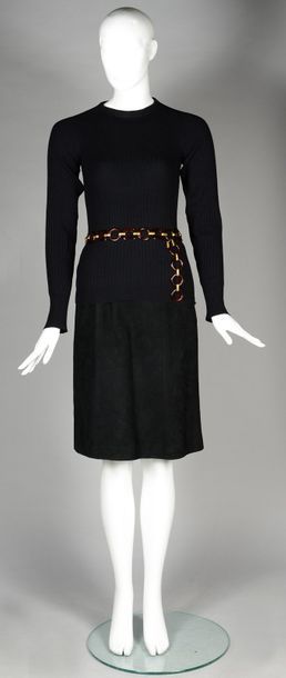 null SAINT LAURENT RIVE GAUCHE

Circa 1968

CEINTURE chaîne en simili écaille et...