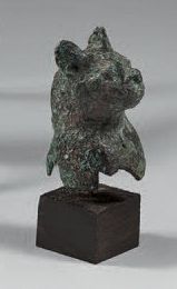 null Fragment de statuette de chatte Bastet.
Bronze légèrement corrodé. Manques visibles.
Égypte,...