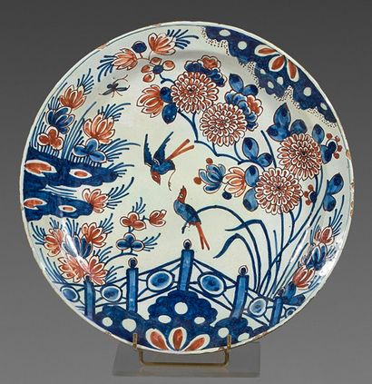 DELFT Earthenware dish with blue and red decoration of birds, chrysanthemums and...