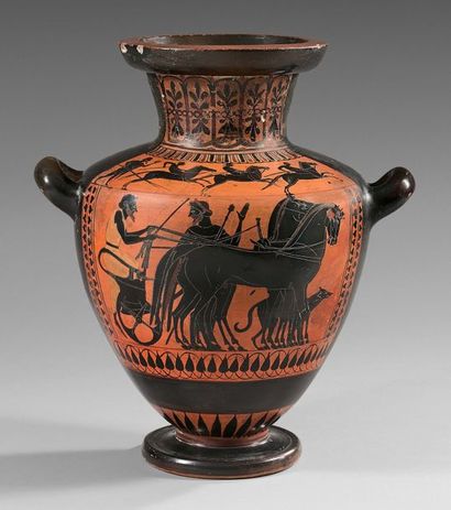  Black-figure Hydra representing a rod led by a bearded charioteer wearing a long...