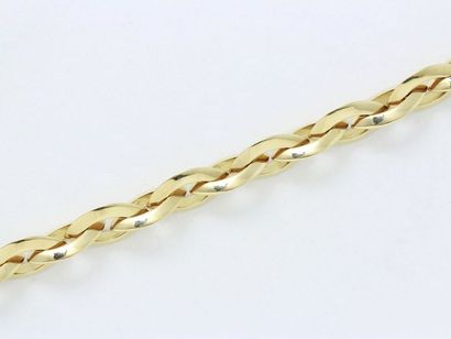 null KREISS
Articulated bracelet in 750 thousandths gold, composed of bevelled oval...