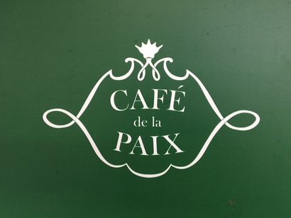 Mobilier du Café de la Paix et de l’Hôtel...