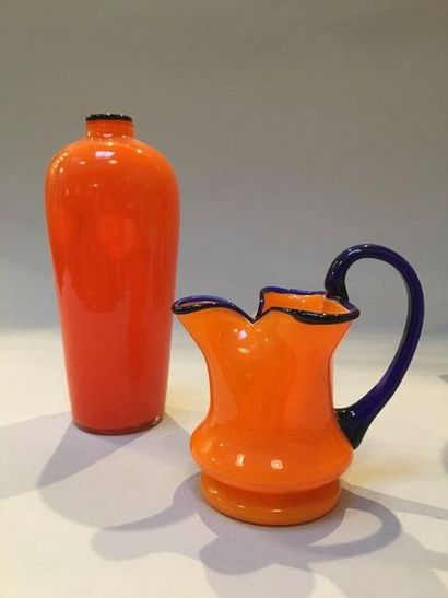 POWOLNY Michael (1871 - 1954) Lot de cinq objets dont vase, coupe, pichet, brûle...