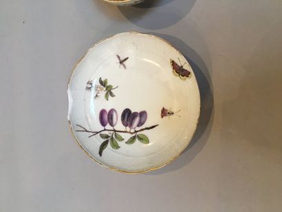 null MEISSEN. Circular cup and saucer with light relief decoration . On the reverse...