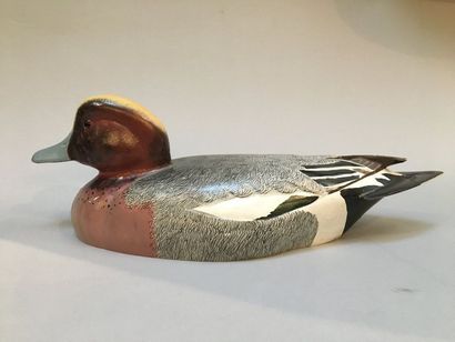 null Polychrome decoy showing a male wigeon