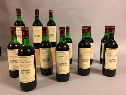 12 bouteilles Château D'ARVEYRES, Bordeaux Supérieur 1988 (4 TLB, 2 LB, 1 B) 