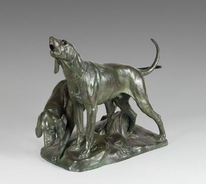 null Georges GARDET (1863-1939)
Deux chiens de vénerie
Bronze à patine verte nuancée...