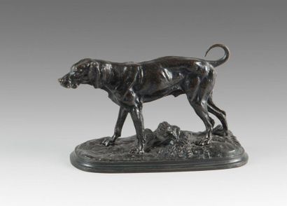 null Pierre Jules MENE after
Chien de meute
Bronze with brown-black patina signed...