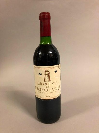 null 1 bouteille CH. LATOUR, 1° cru Pauillac 1979 (ea, TLB) 