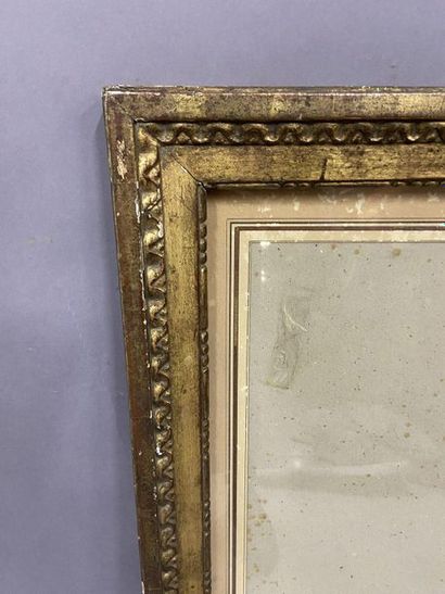 null Baguette en bois sculpté et doré 

Epoque Louis XVI

53 x 71 x 5 cm 

(ress...