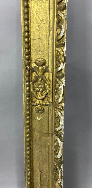 null Sculpted and formerly gilded linden wood frame called "à cassetta". 

Italy...