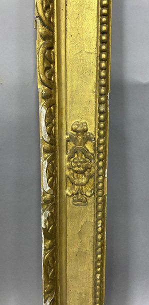 null Cadre en tilleul sculpté et anciennement doré dit ''à cassetta'' 

Italie XVI/XVIIème...