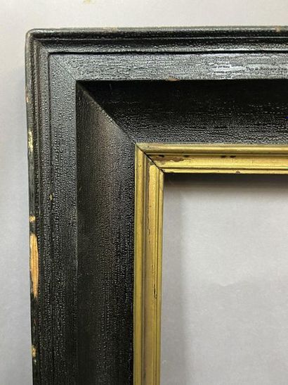 null Blackened and gilded moulded fir frame in rebate

Netherlands, 19th century

51...