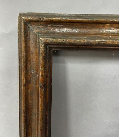 null Moulded linden-tree frame with an inverted profile 

Italy, 17th century

64...