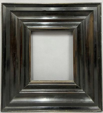 null Wooden frame and blackened pearwood veneer

 Netherlands, 17th century

25 x...