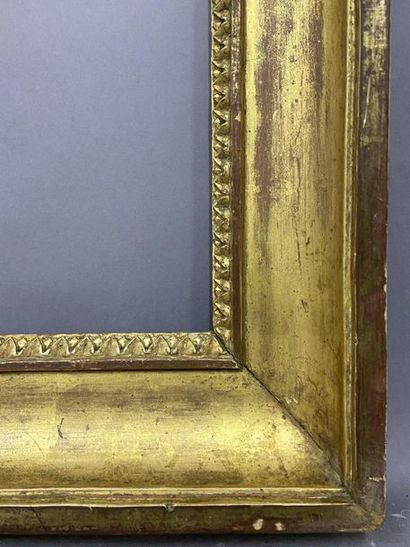 null Cadre en chêne, mouluré et doré

Epoque Louis XVI

45,5 x 33,5 x 8 cm 