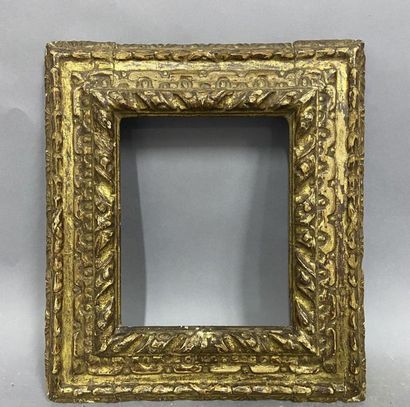 null Sculpted and formerly gilded fir wood frame with an upside-down profile 

Spain,...