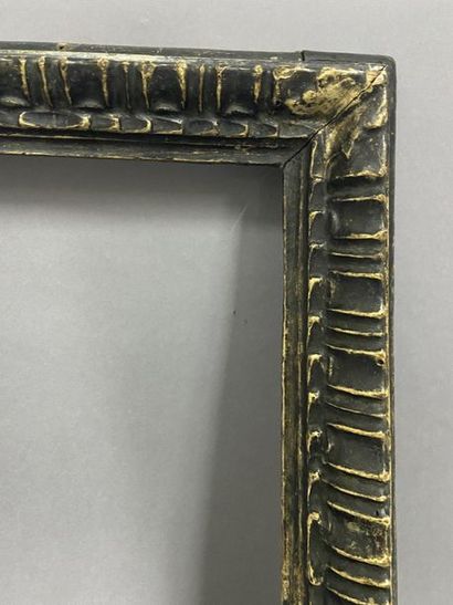 null Carved and formerly silvered wooden frame with gadroon decoration

Italy, 17th...