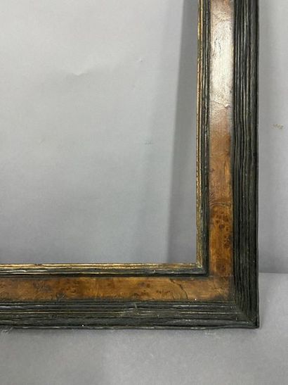 null Burr walnut veneer frame 

The Netherlands, style XVIIth, XIXth century

40...