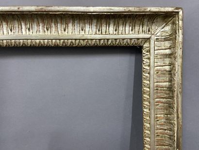 null Wood and silver pulp frame

Italy early 19th century

39 x 59 x 6 cm 