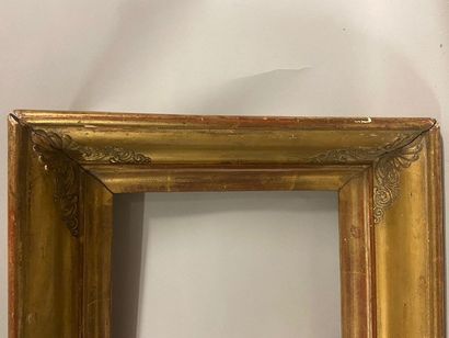 null Wooden frame and gilded paste called "doucine" and palmettes

Restoration period,...