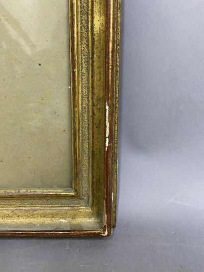 null Moulded and gilded wooden stick with sanded throat and pediment pastille 

Louis...