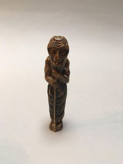 null Chine et Japon

Ensemble comprenant: Une petite coupe libatoire en bois sculpté...