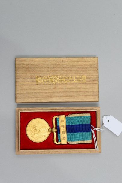 null Médaille guerre 1904/1905 (Russie) en boite.