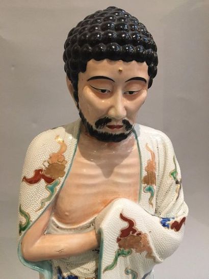 null JAPON

Suite de trois grandes figurines en porcelaine représentant la déesse...