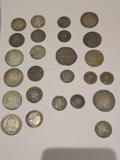 null 25 silver divisional coins from Louis XIII to
Louis XV: third of an ecu (4 ex.),...