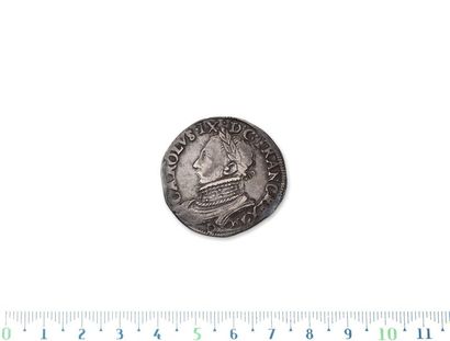 null CHARLES IX (1560-1574)
Teston, 9th type. 1574. Lyon.
D. 1079. APC.