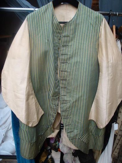 null Costume de Théatre, XIXème siècle: veste à manches longues, style Louis XV....