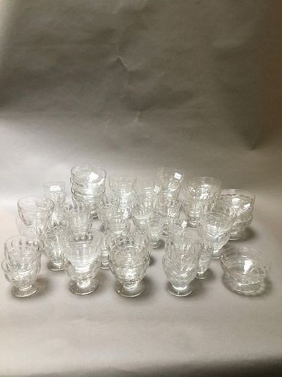 null Baccarat Part of glass service including 14 water glasses, 11 red wine glasses,...