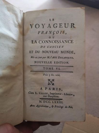 null Ensemble de volume reliés

Principalement XIXème dont : Le Voyageur francois...