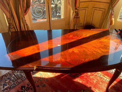 null Large modern mahogany oval desk

Scratches, Accidents
LOT IN STORAGE: CONDITION...