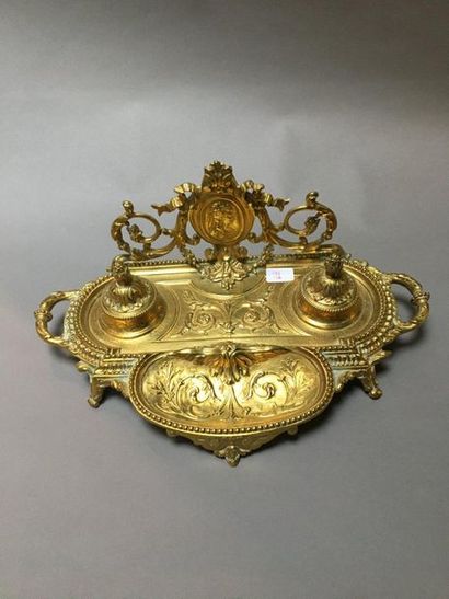 null Encrier de bureau en bronze doré de style Louis XVI