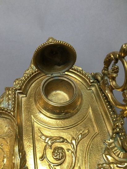 null Louis XVI style desk inkwell in gilt bronze