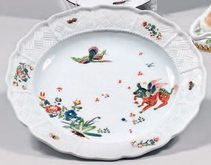 null Assiette en porcelaine de Meissen de la première moitié du
XVIIIe siècle. Marque...