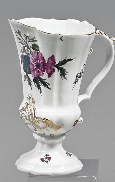 null Small Meissen porcelain ewer from the mid-18th century. Marked in blue with...
