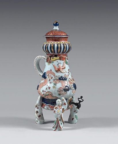 null Large table fountain and its lid in Paris porcelain (Samson) from the late 19th-early...