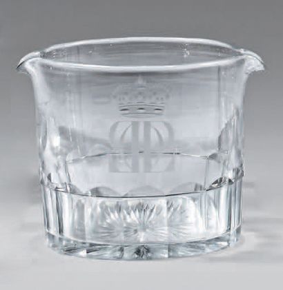 null Baccarat crystal glass cooler from the first half of the 19th century. Cylindrical...