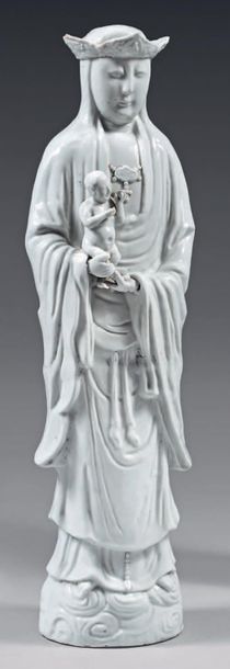 null Grande statuette en porcelaine blanche de Chine.
XVIIIe siècle. Représentant...